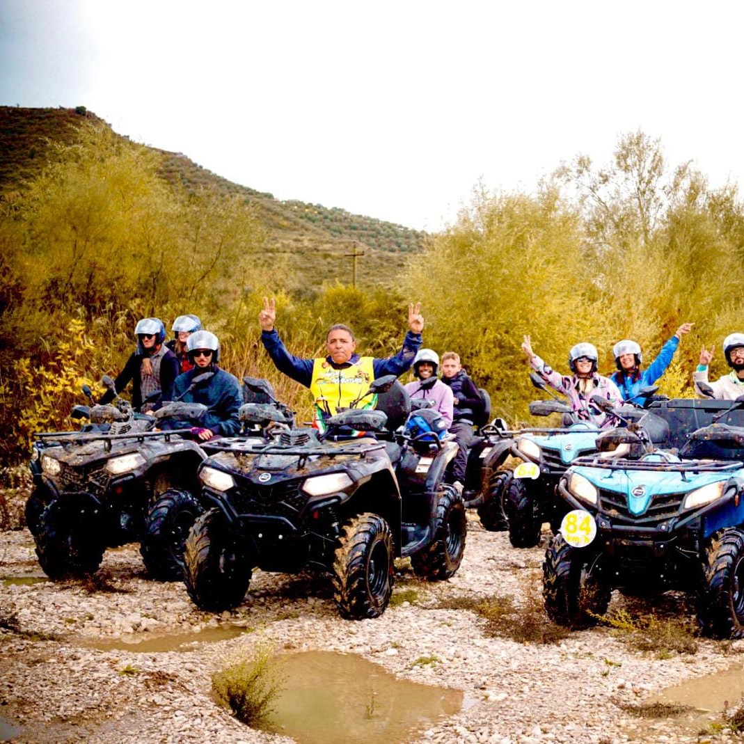 Boat Trip& BBQ to Krorëza Bay